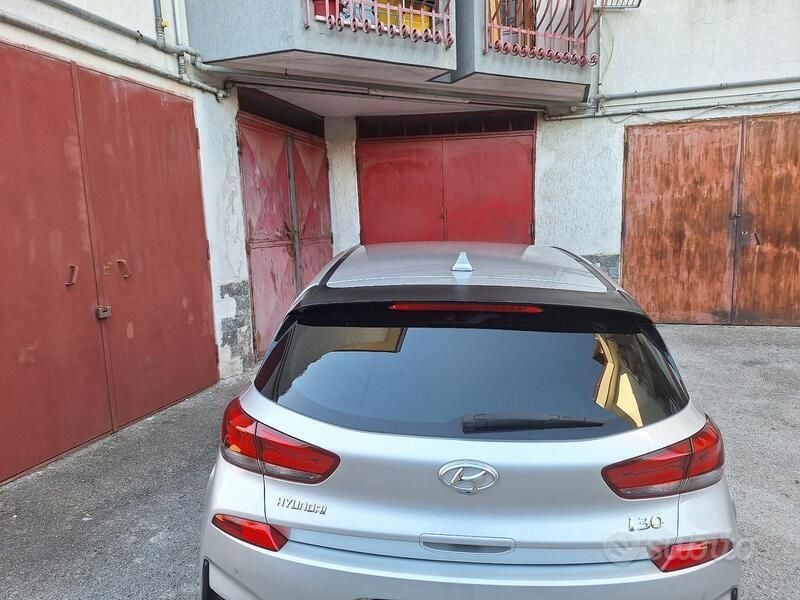 Usata Hyundai i30 N Line 136 CV (100 kW) 2020 Grigio Berlina