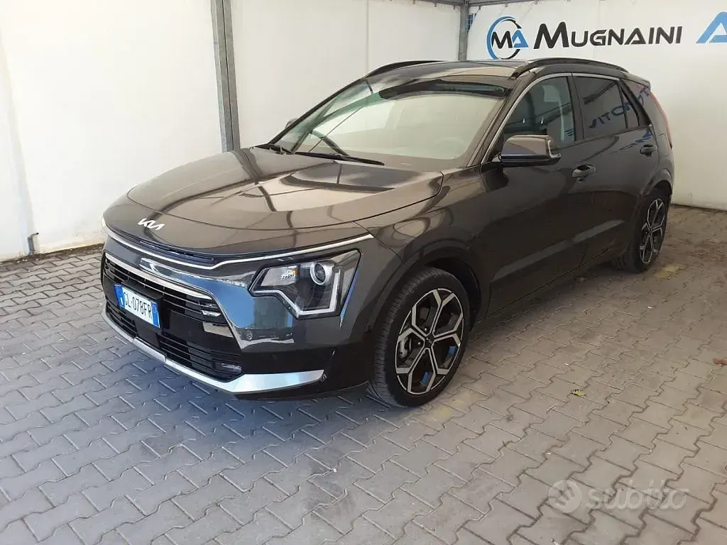 Usata Kia Niro Style 105 CV (77 kW) 2022 Grigio SUV