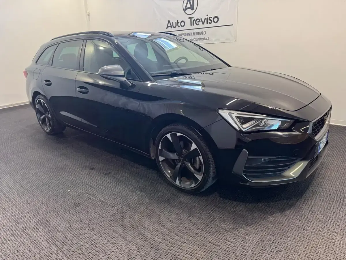 Usata Cupra Leon 150 CV (110 kW) 2024 Nero Station wagon
