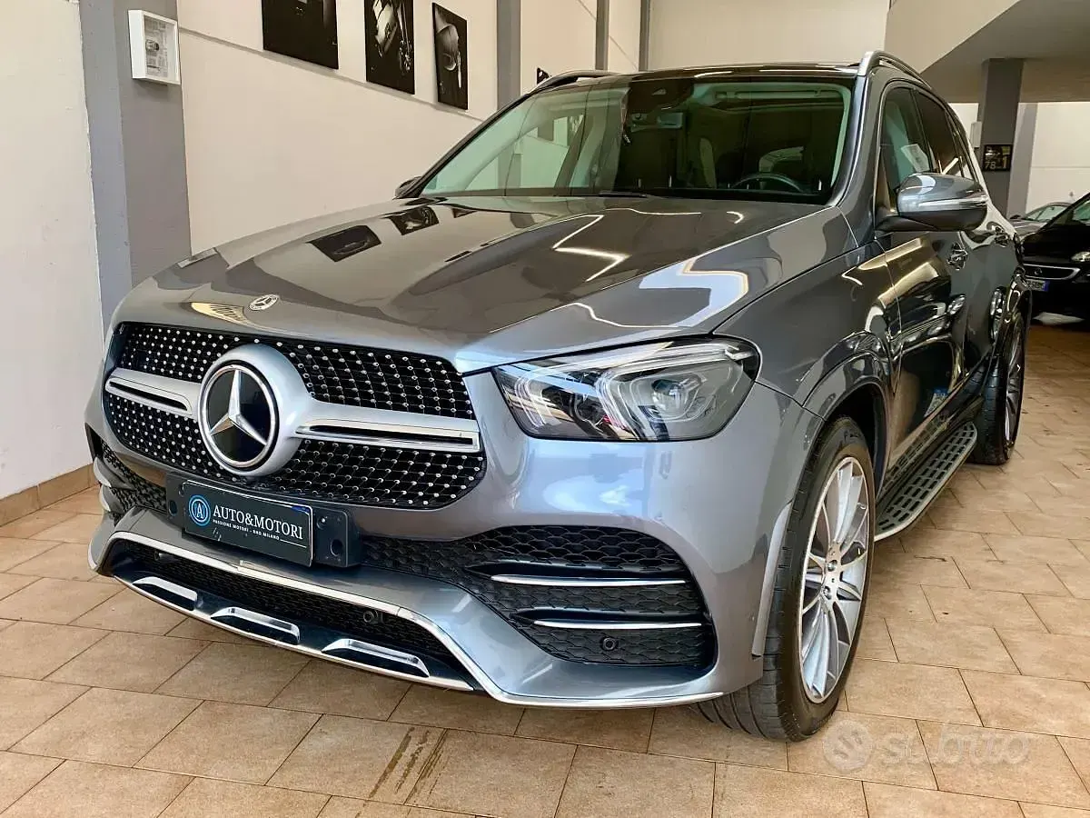 Usata Mercedes GLE300 Premium Plus 272 CV (200 kW) 2023 Grigio SUV