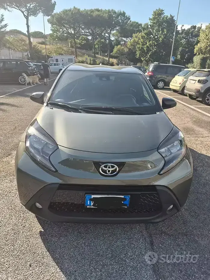 Usata Toyota Aygo X 72 CV (52 kW) 2023 Verde SUV