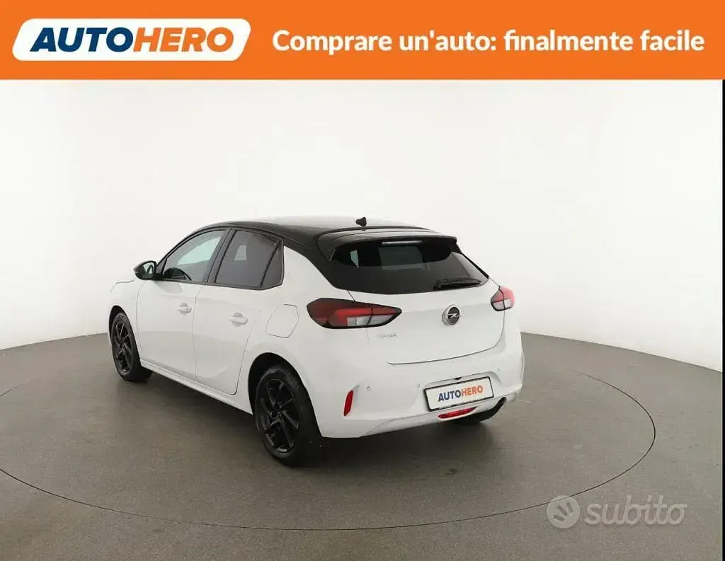 Usata Opel Corsa Design & Tech 75 CV (55 kW) 2022 Bianco Utilitaria