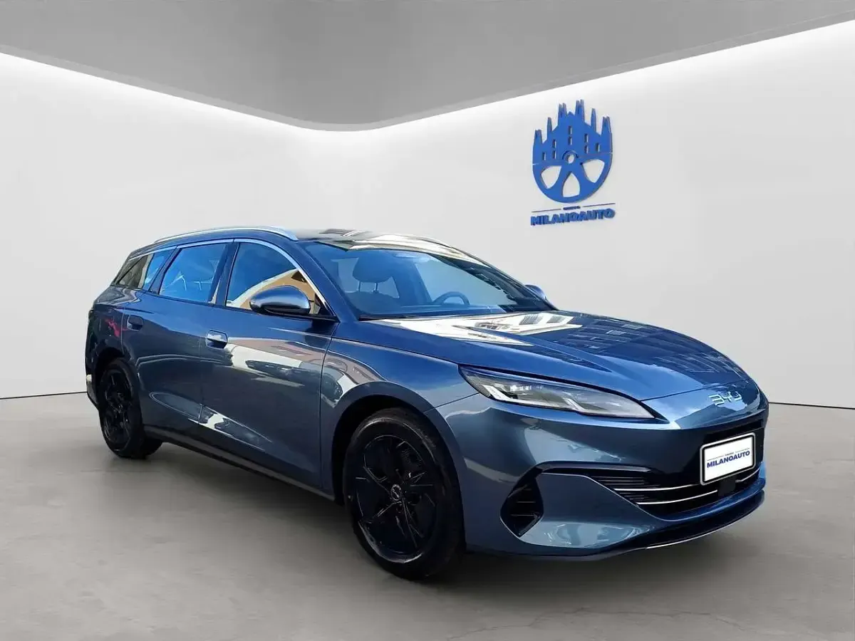 Nuova BYD Seal Boost 184 CV (135 kW) 2026 Atlantis blue Station wagon