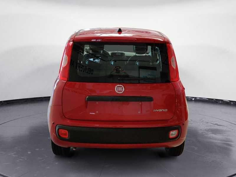 Nuova Fiat Panda 69 CV (50 kW) 2025 Rosso Utilitaria