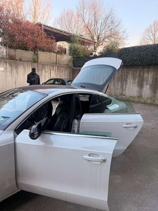 Usata Audi A5 Sportback Ambiente 211 CV (155 kW) 2011 Utilitaria