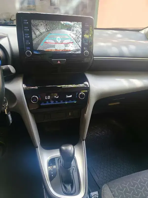 Usata Toyota Yaris Cross Active 92 CV (67 kW) 2021 Nero SUV