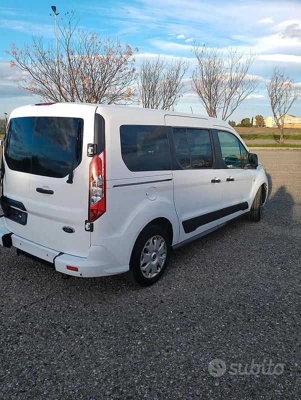 Usata Ford Tourneo Connect 120 CV (88 kW) 2016 Bianco Monovolume