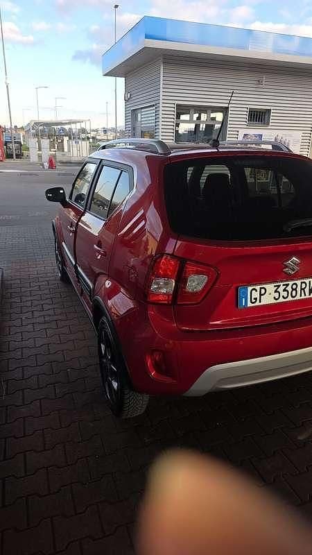 Usata Suzuki Ignis 90 CV (66 kW) 2023 Rosso Berlina