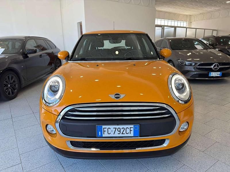 Usata Mini One D 95 CV (69 kW) 2016 Arancione Utilitaria