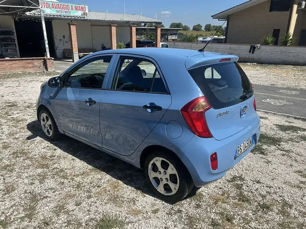 Usata Kia Picanto 69 CV (50 kW) 2013 Bluazzurro Utilitaria