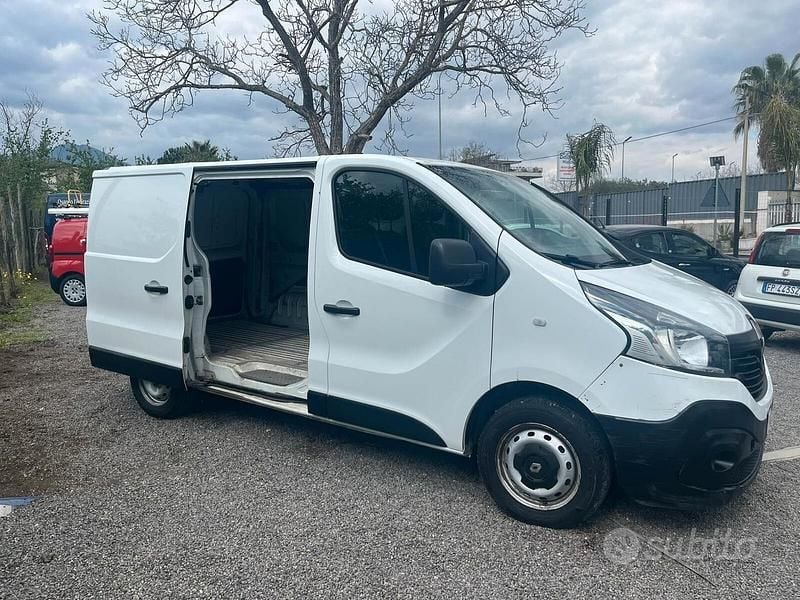 Usata Renault Trafic 121 CV (88 kW) 2019 Bianco Monovolume