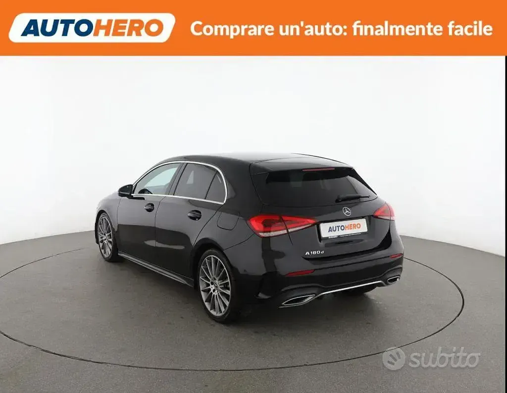 Begagnad Mercedes A180 Premium 116 HK (85 kW) 2020 Svart Sedan