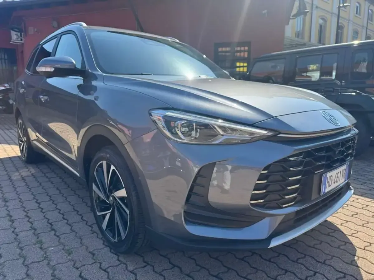 Nuova MG ZS Luxury 102 CV (75 kW) 2026 Grigio SUV
