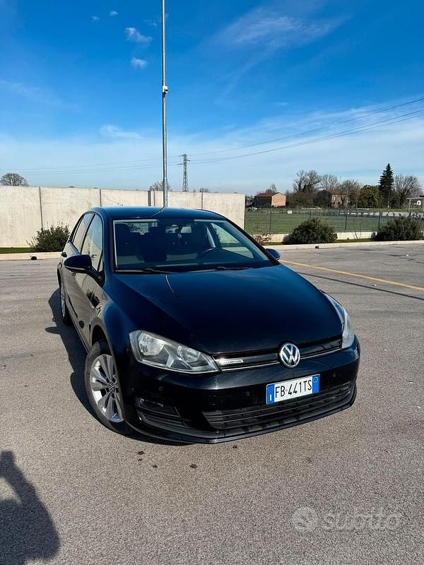 Usata VW Golf VII 110 CV (80 kW) 2016 Nero Berlina