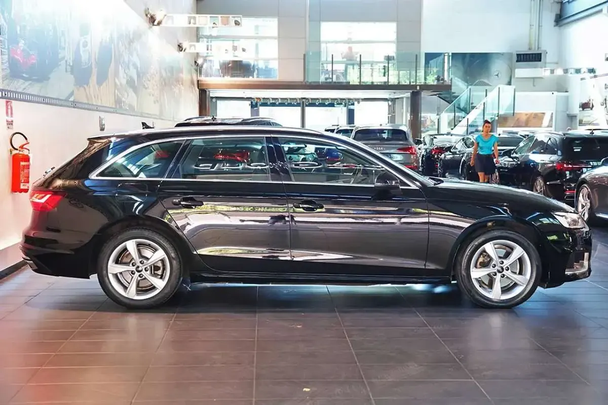 Usata Audi A4 Advanced Plus 136 CV (100 kW) 2024 Nero Station wagon