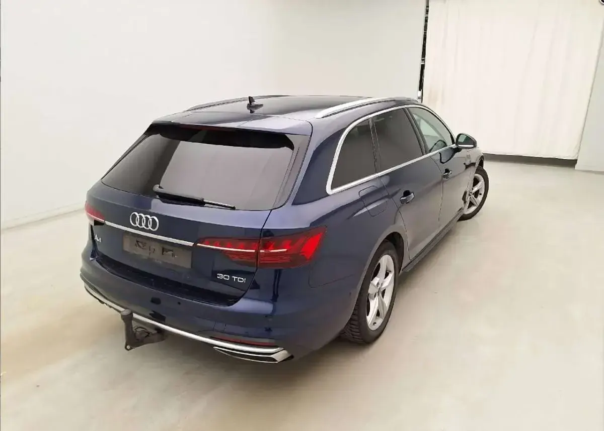 Usado Audi A4 Advanced Plus 136 CV (100 kW) 2022 Other Familiar