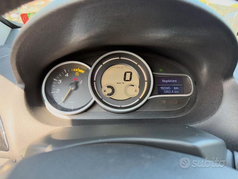 Usata Renault Mégane 2011 Grigio Berlina