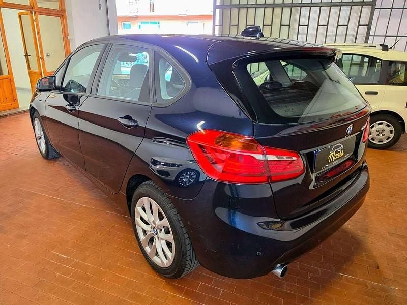 Usata BMW 218 Gran Tourer Luxury Line 150 CV (110 kW) 2016 Blu/azzurro Monovolume