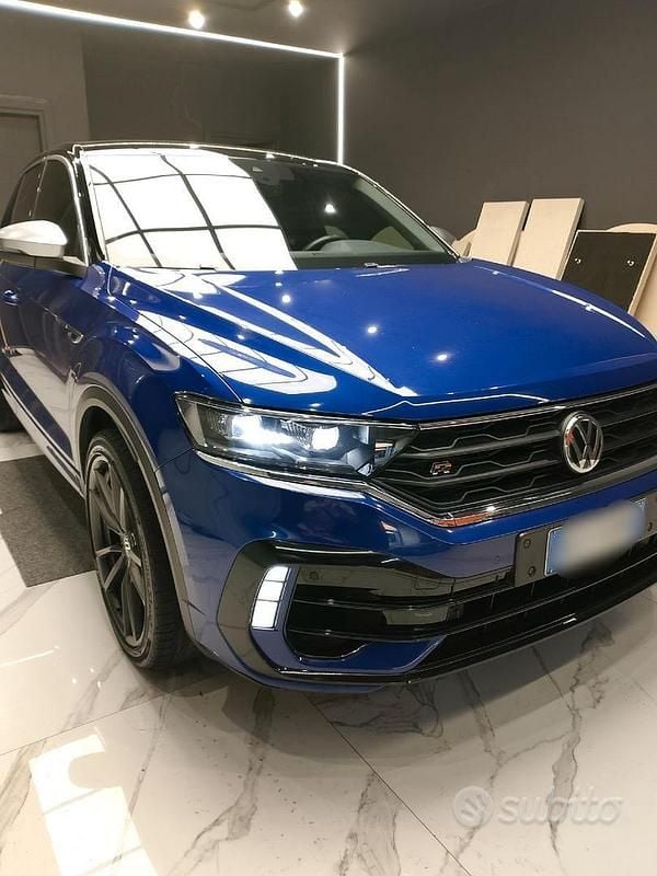 Usata VW T-Roc 300 CV (220 kW) 2020 Blu SUV