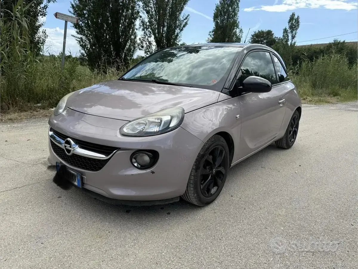 Usata Opel Adam Jam 69 CV (50 kW) 2014 Utilitaria