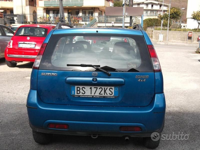 Usata Suzuki Ignis GL 83 CV (61 kW) 2002 Blu Utilitaria