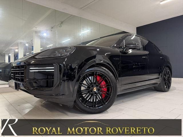 Usata Porsche Cayenne Turbo 740 CV (544 kW) 2024 Nero SUV