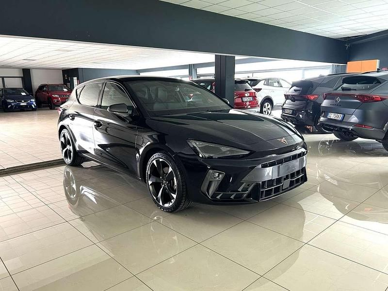 Usata Cupra Leon 150 CV (110 kW) 2025 Nero Utilitaria