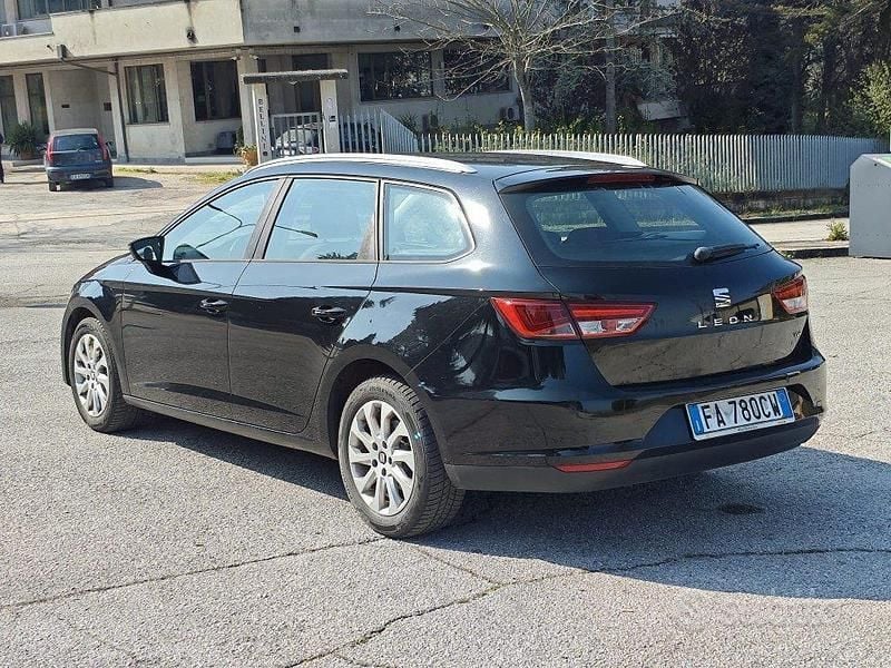 Usata Seat Leon 110 CV (80 kW) 2015 Nero Station wagon