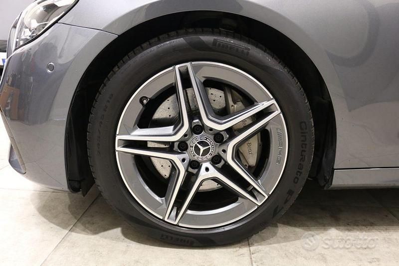 Usata Mercedes E220 Premium Plus 194 CV (142 kW) 2022 Nero Berlina