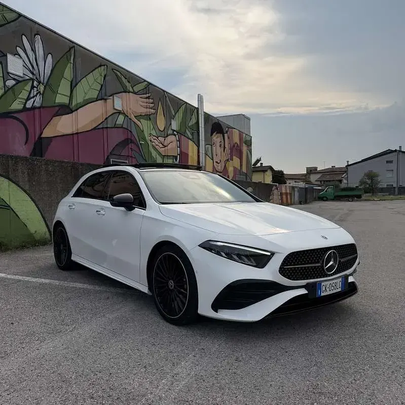 Usata Mercedes A180 Advanced Plus 116 CV (85 kW) 2023 Berlina