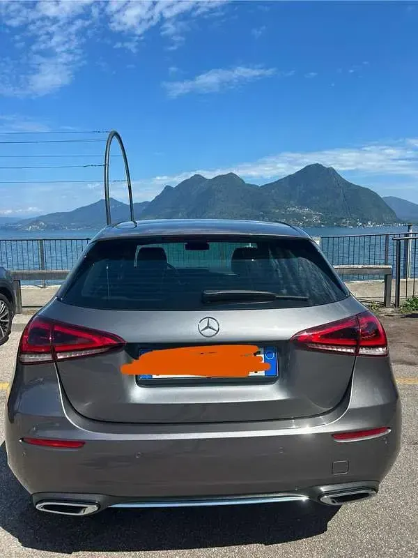 Usata Mercedes A180 Business 116 CV (85 kW) 2018 Berlina