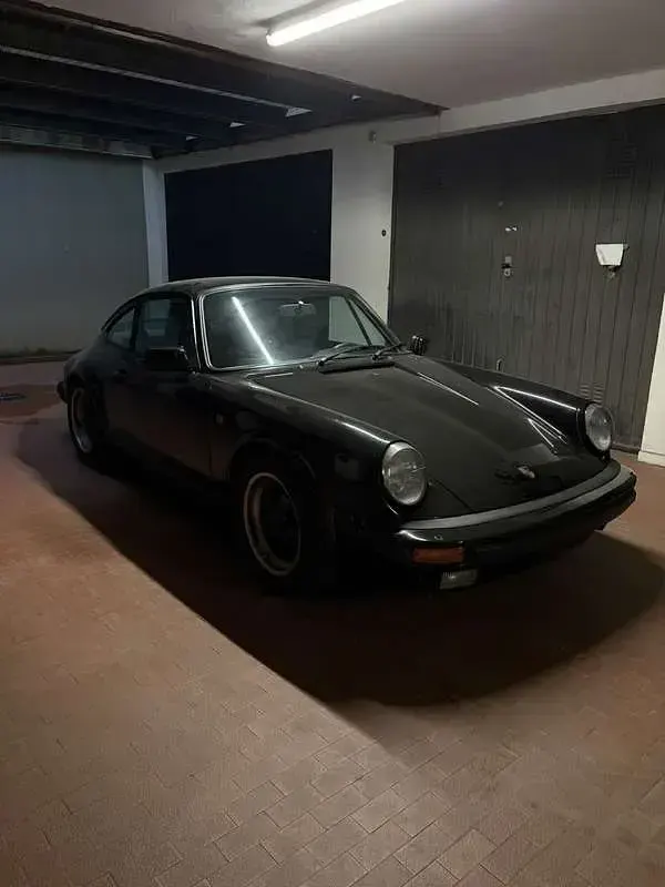 Usata Porsche 911 231 CV (169 kW) 1985 Nero Berlina