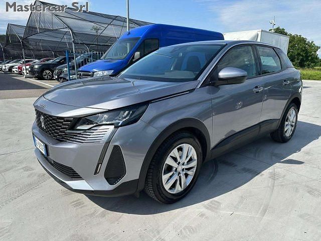 Usata Peugeot 3008 Business-Line 131 CV (96 kW) 2021 Argento SUV