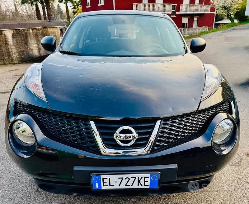 Usata Nissan Juke Tekna 116 CV (85 kW) 2012 Nero SUV