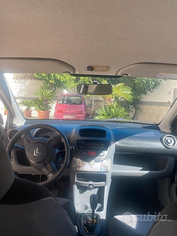 Usata Citroën C1 68 CV (50 kW) 2011 Grigio Utilitaria