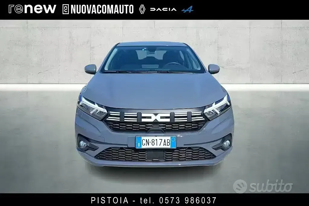 Usata Dacia Sandero Expression 101 CV (74 kW) 2023 Grigio Berlina