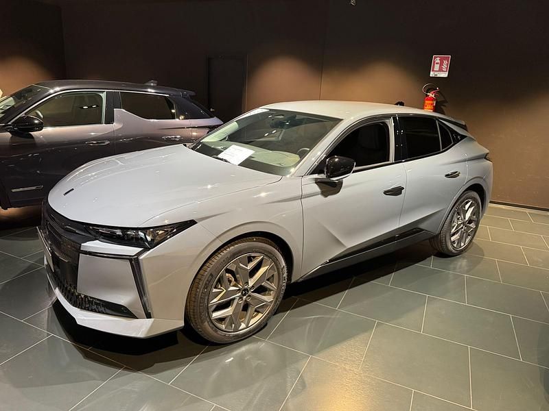 Nuova DS Automobiles DS4 136 CV (100 kW) 2025 Cachemire Berlina