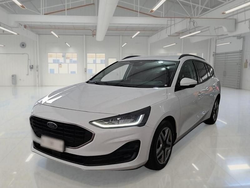 Usata Ford Focus 120 CV (88 kW) 2022 Bianco Station wagon