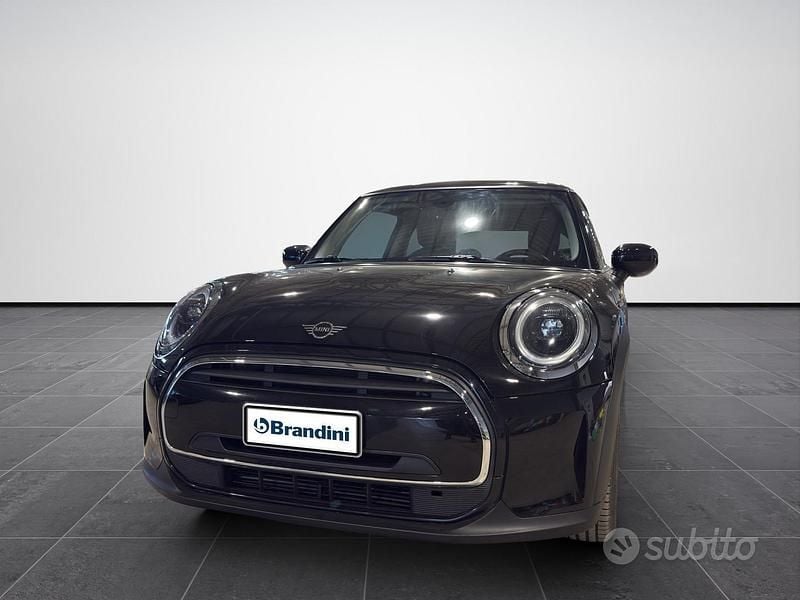 Usata Mini Cooper Classic 136 CV (100 kW) 2021 Nero Utilitaria