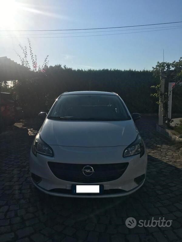 Usata 2016 Opel Corsa Due volumi | 6000 € (Ottimo prezzo) - Immagine 1/4