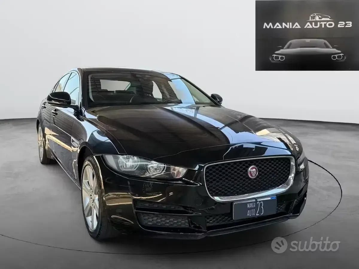 Usata Jaguar XE R 180 CV (132 kW) 2017 Nero Berlina