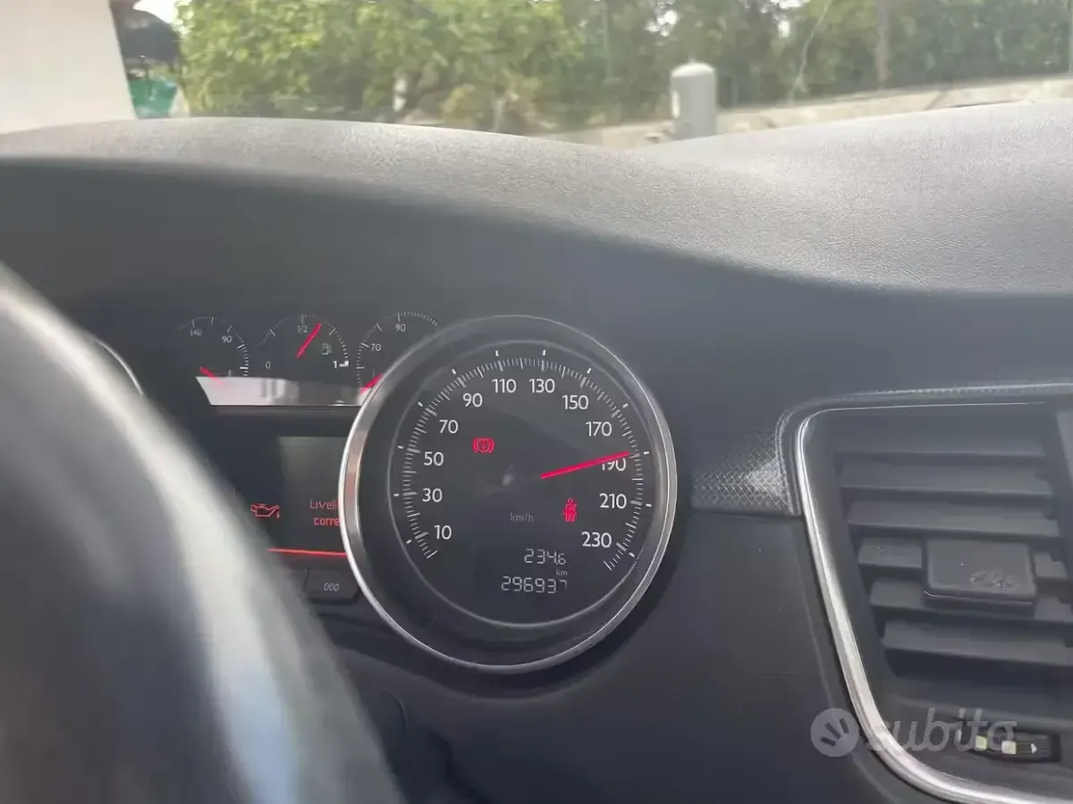 Usata Peugeot 508 112 CV (82 kW) 2011 Grigio Station wagon