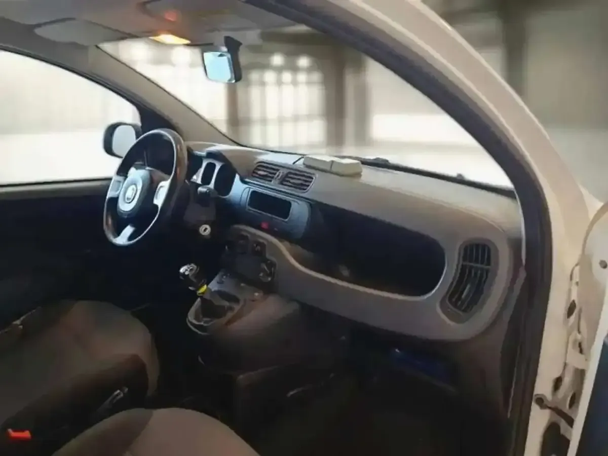 Usata Fiat Panda Pop 69 CV (50 kW) 2018 Bianco Utilitaria