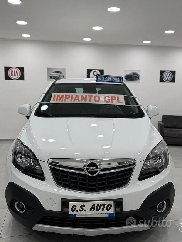 Usata Opel Mokka Cosmo 116 CV (85 kW) 2015 Bianco SUV