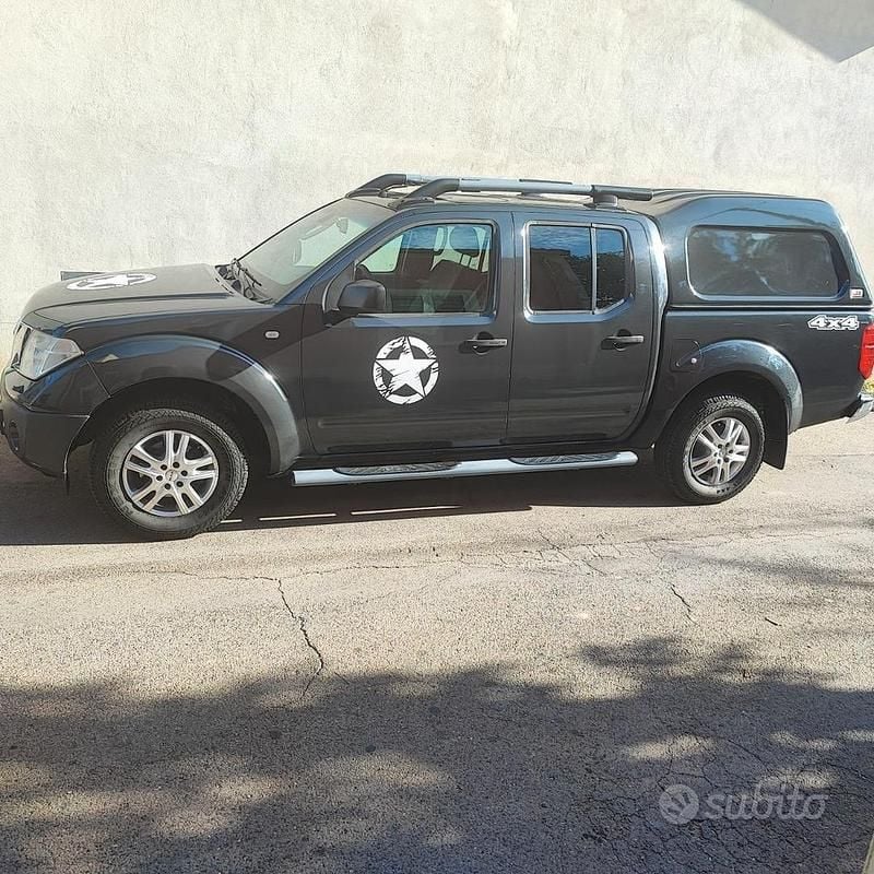 Usata Nissan Navara 2007 Grigio Pick-up