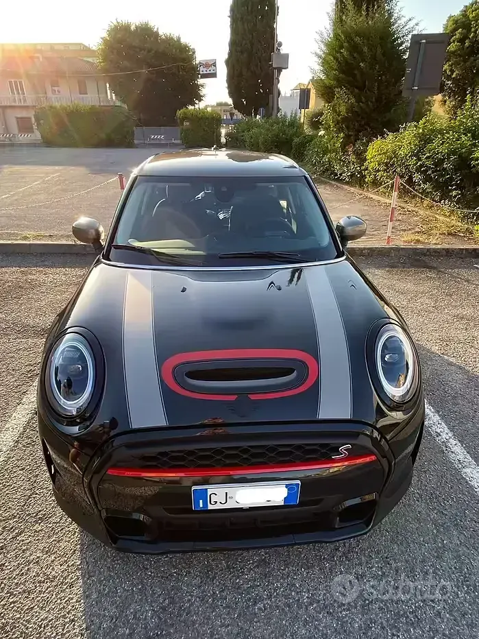 Usata Mini John Cooper Works 178 CV (130 kW) 2022 Utilitaria