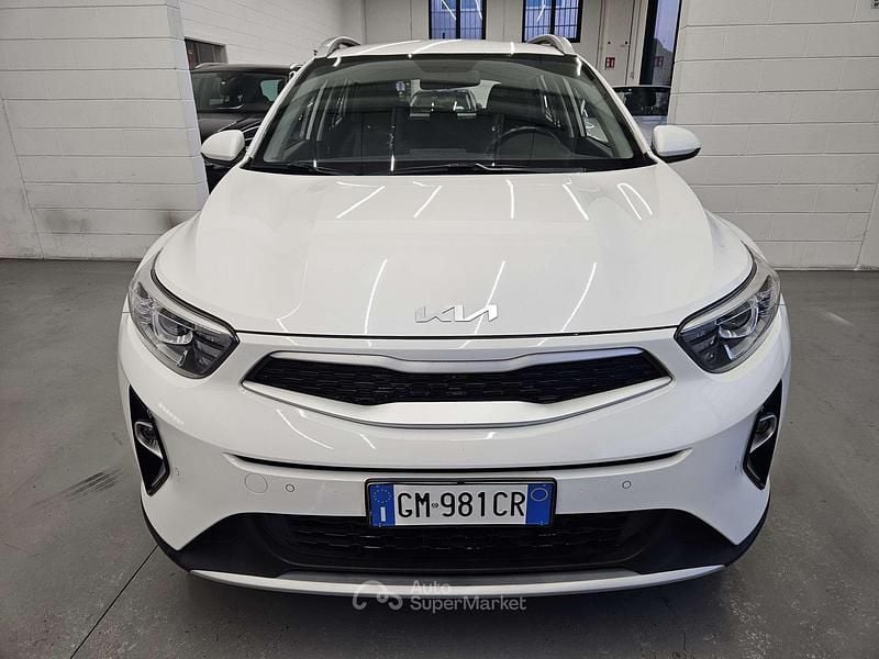 Usata Kia Stonic Style 82 CV (60 kW) 2023 Bianco SUV