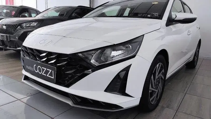 Nuova Hyundai i20 90 CV (66 kW) 2026 Bianco Utilitaria