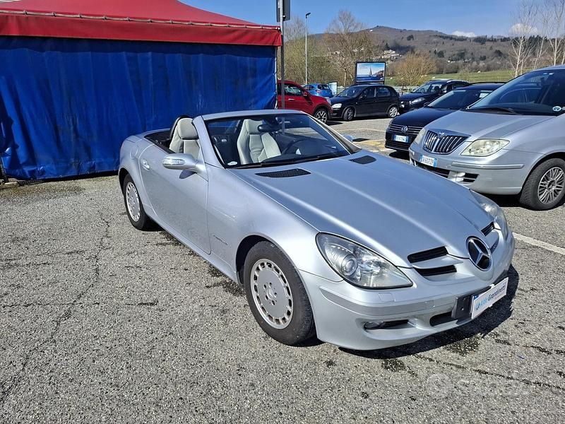Usata Mercedes SLK200 2004 Grigio Cabrio
