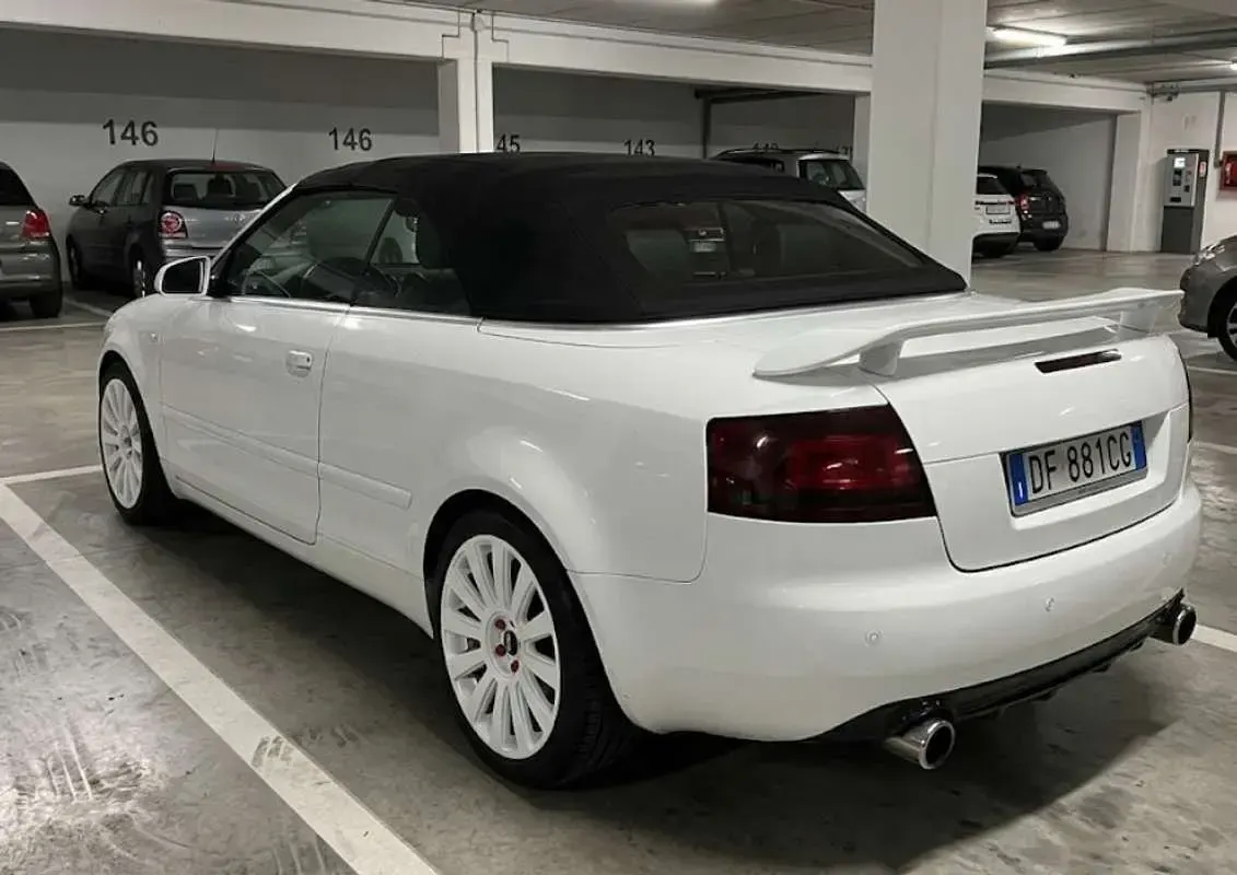 Usata Audi A4 Cabriolet 140 CV (102 kW) 2006 Bianco Cabrio